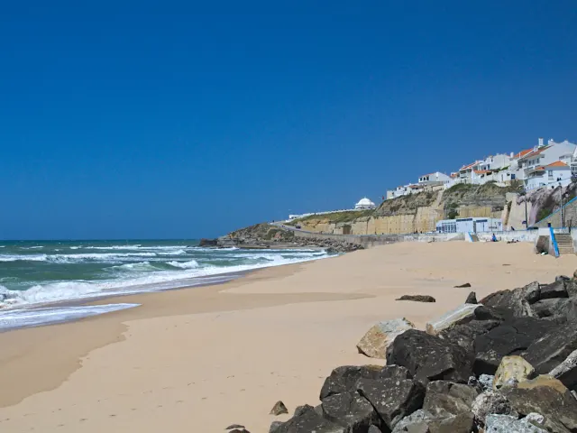 Matadouro, Reef A-frame, left and right, Ericeira