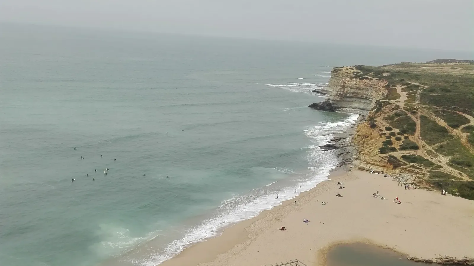 Pedra Branca, Slab de izquierda en reef poco profundo, Ericeira