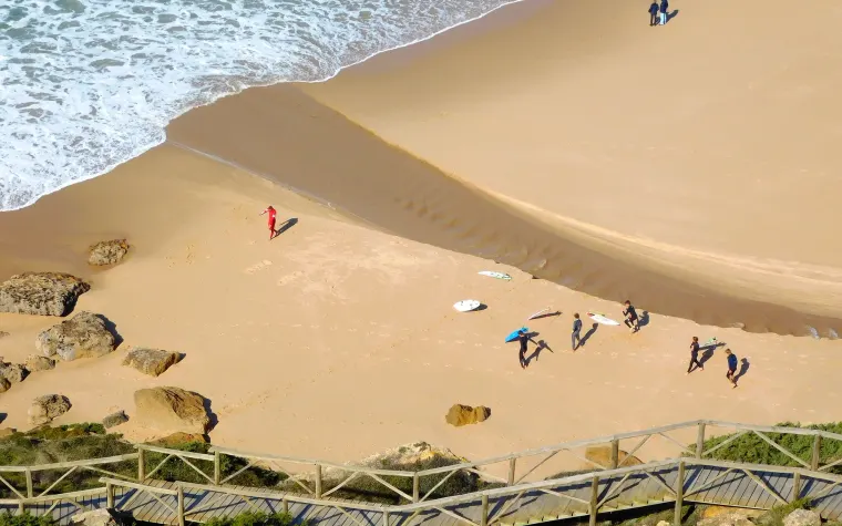La mejor época del año para surfear en Ericeira